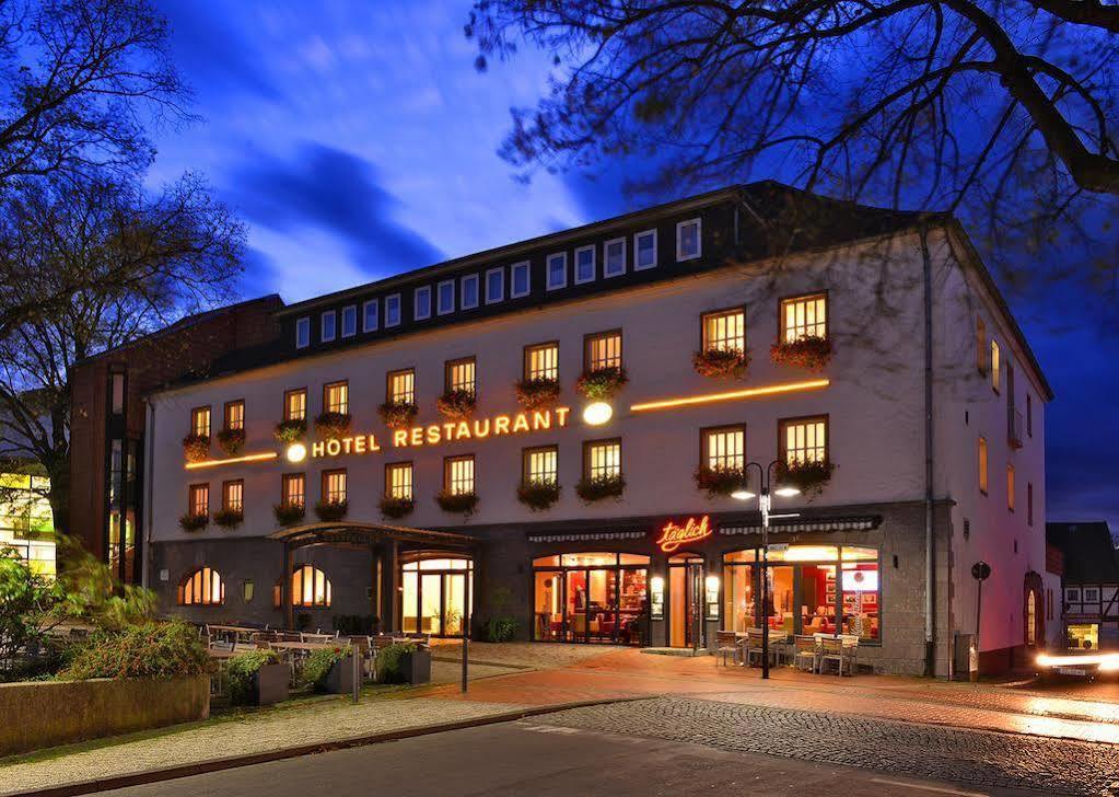Hotel Ratskeller Зальцгиттер Экстерьер фото